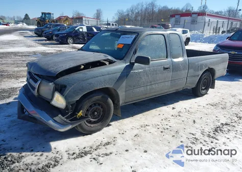 1998 Toyota Tacoma z USA, uszkodzony, nr VIN 4TAVL52N9WZ114629